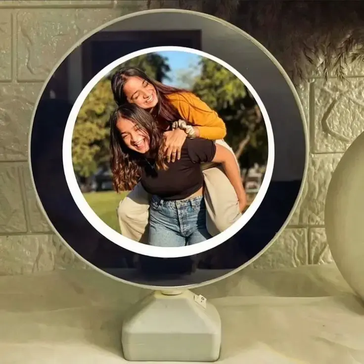 Best customized gifts in Malappuram—magic mirror